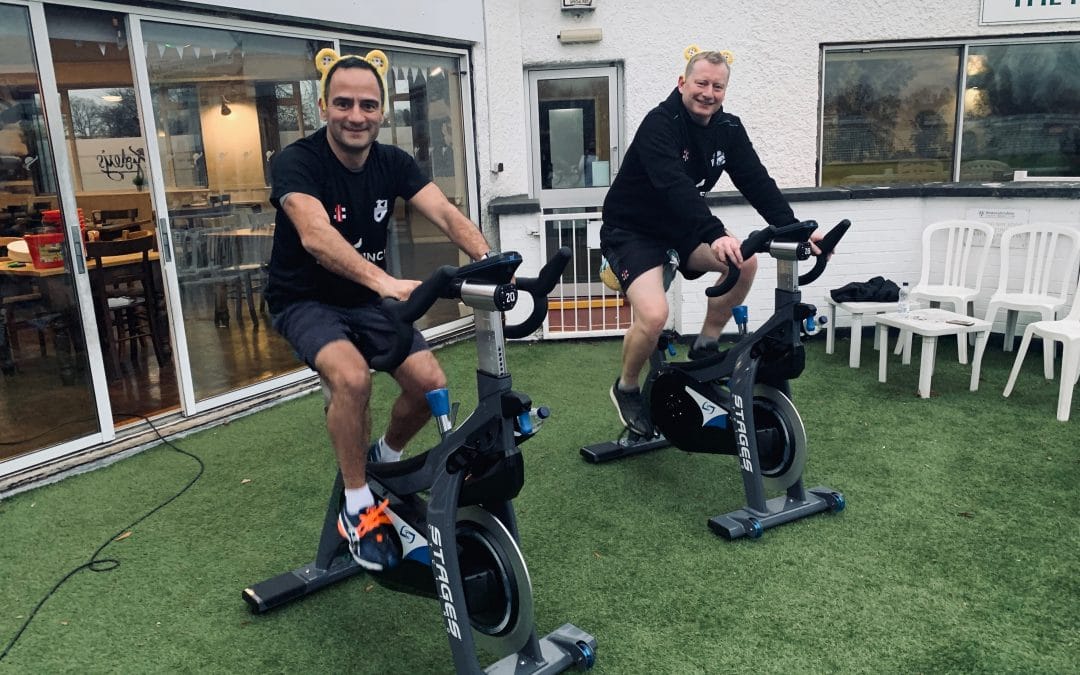 Worcestershire CCC players and staff support Children In Need