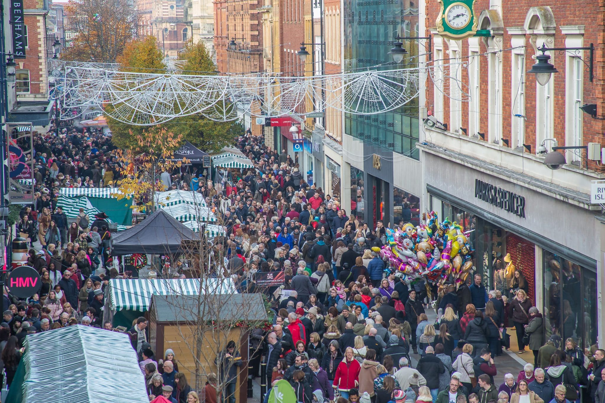 Park and Ride service available as Christmas Fayre returns to Worcester