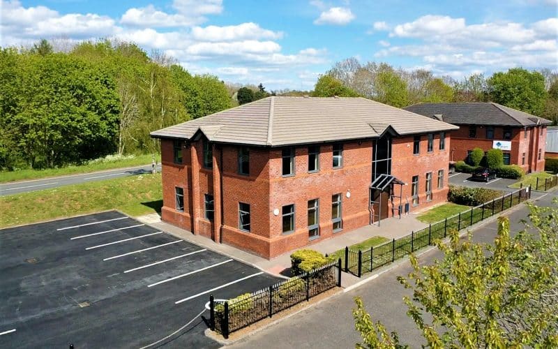 GJS Dillon manages refurbishment and negotiates letting of Droitwich office building