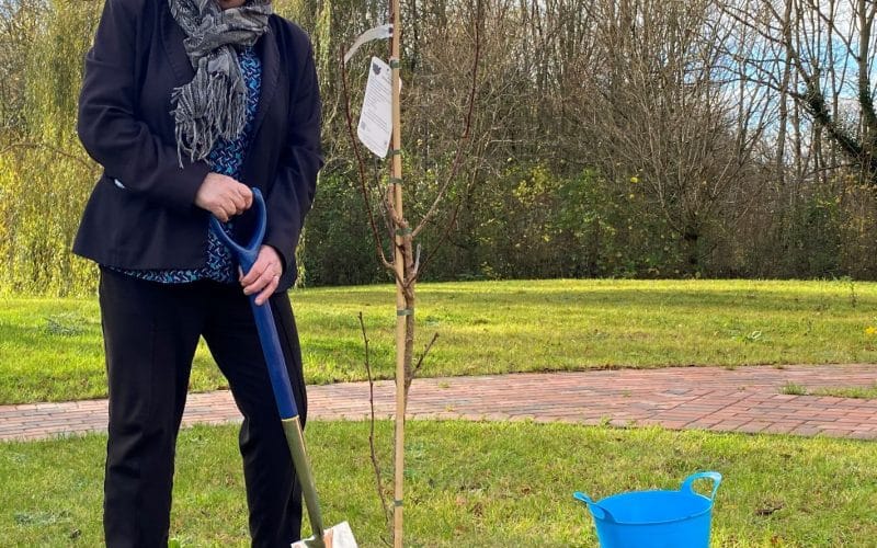 Hospice bids farewell to dedicated nurse