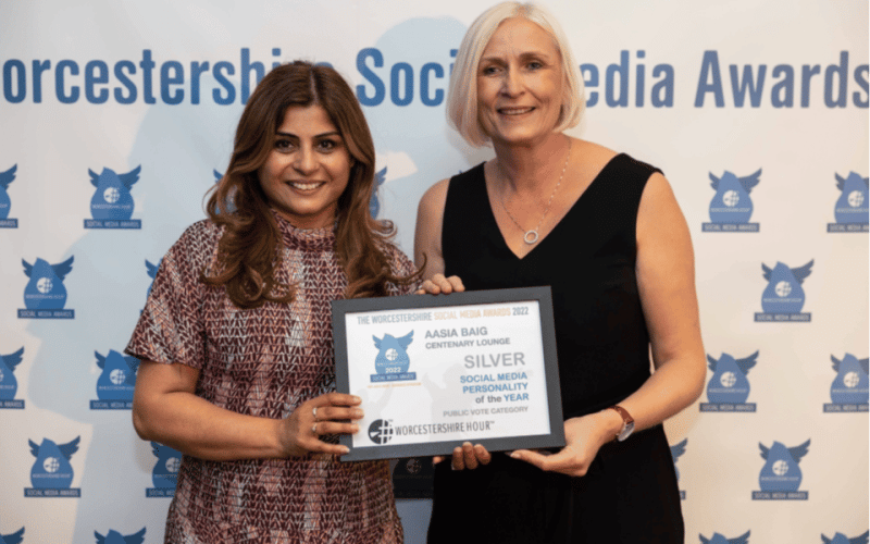 Worcestershire Businesswoman Wins Social Media Personality Award