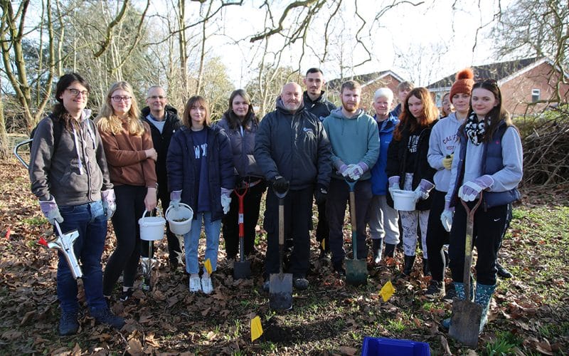 University Students Create Woodland Flower Areas on Campus