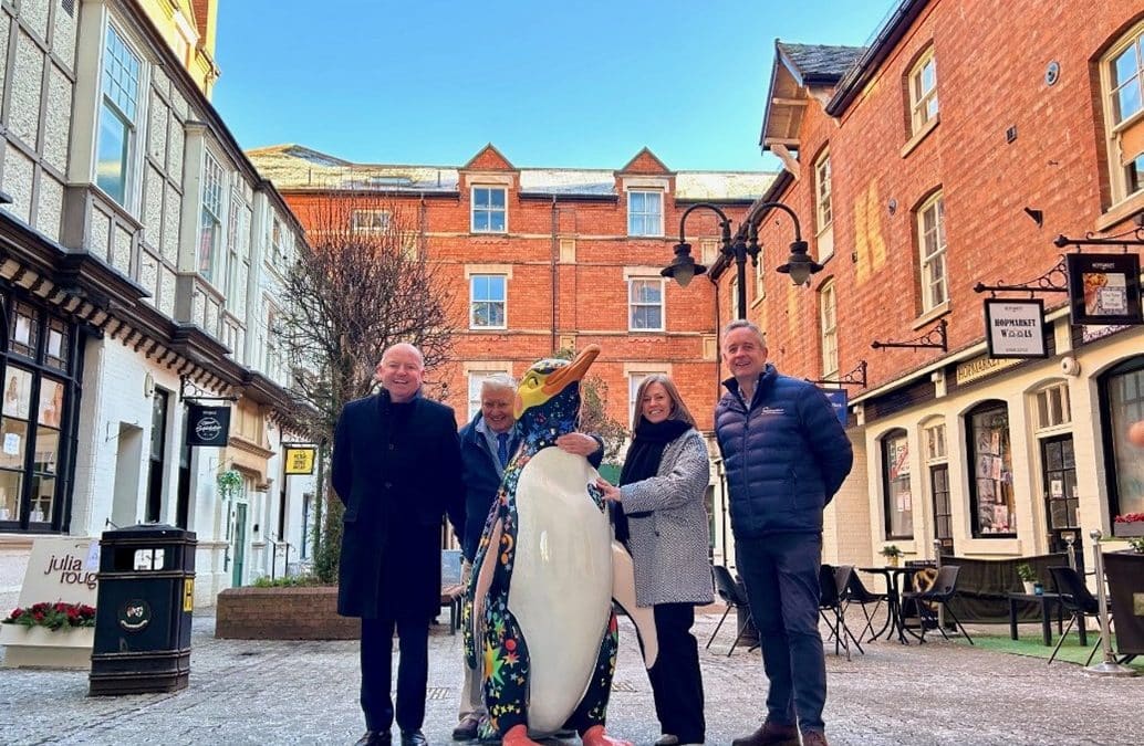 SUTCLIFFE & CO NEW SPONSORS OF WADDLE OF WORCESTER CAMPAIGN