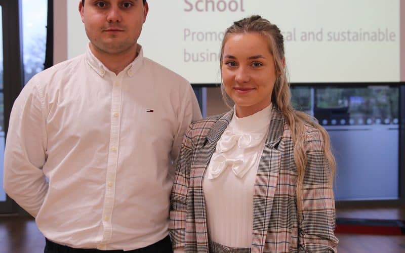 Entrepreneurial Brother and Sister Scoop Prize in Dragon’s Den-style Competition