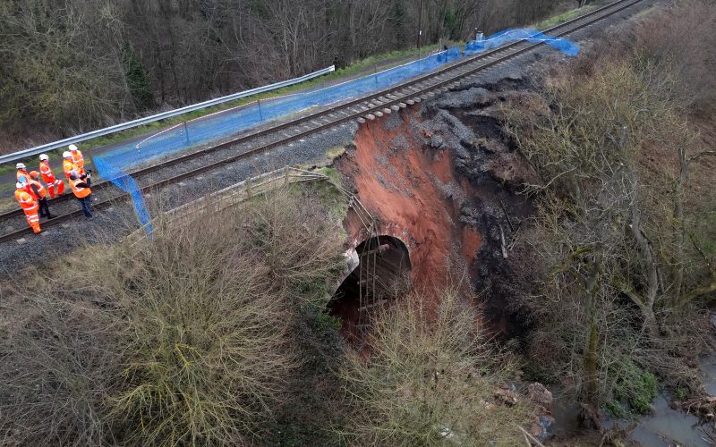 SVR Moves Towards a Solution for its Serious Landslip