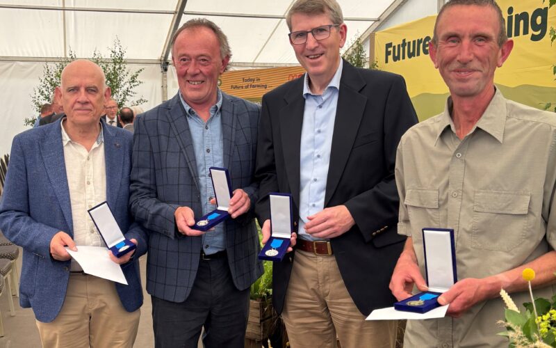 Four Wyevale Nurseries staff rewarded for 158 years of service between them