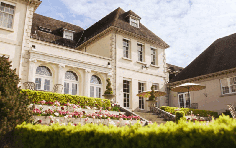 Brockencote Hall Hotel partnering with Chapel Down for floral-inspired tasting evening