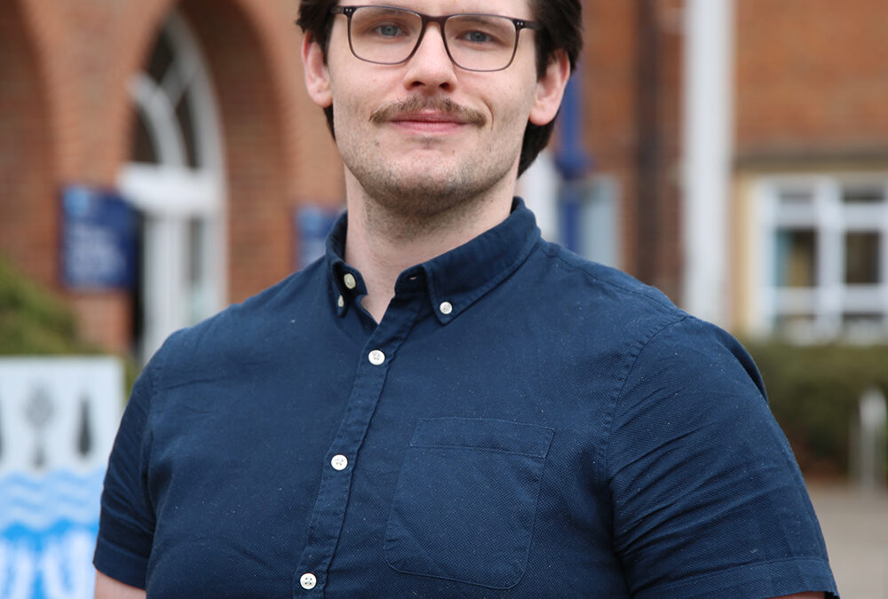 Student’s Guidance to Ensure Men with Eating Disorders don’t Feel Alienated from Seeking Help