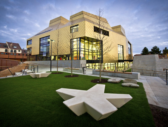 Why We Love Christmas Songs, and the Fascinating Fantasy Science of Christmas!